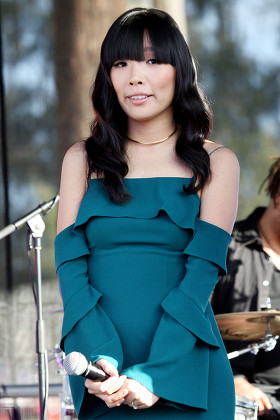 Dami Im welcome home party, John Paul College, Daisy Hill, Queensland, Australia - 31 May 2016