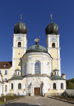 Abteikirche St Michael Benediktinerabtei Metten Abbey Editorial Stock