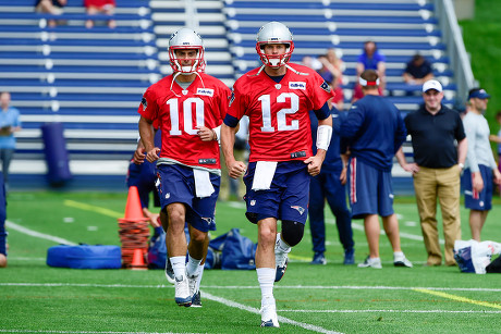 Tuesday, August 10, 2021: New England Patriots quarterback Mac Jones (50)  stretches at the New England Patriots training camp held at Gillette  Stadium, in Foxborough, Massachusetts. Eric Canha/CSM Stock Photo - Alamy