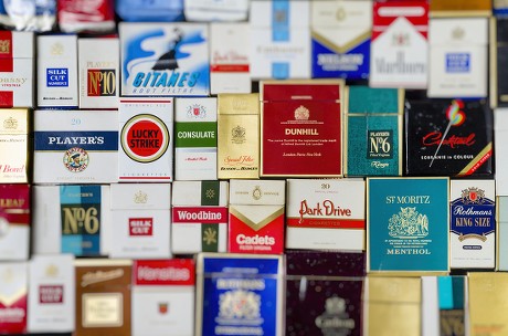 500 Cigarette packets Stock Pictures, Editorial Images and Stock Photos ...