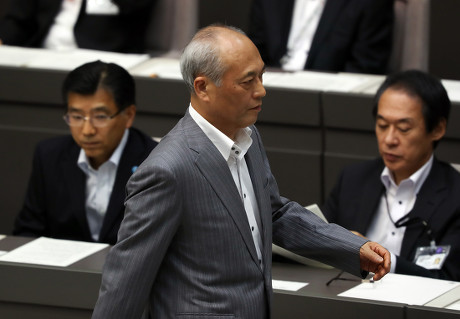 Tokyo Governor tenders resignation, Japan - 15 Jun 2016