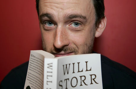 WILL STORR TALKING ABOUT HIS NEW BOOK 'WILL STORR VS THE SUPERNATURAL' AT BORDERS BOOKS, OXFORD, BRITAIN - 16 FEB 2006
