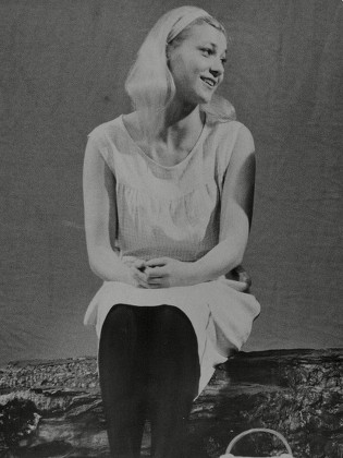 Judy Winter A Member Of The Bremen Theatre West Germany Appearing In The Play 'spring Awakening' At The Aldwych Theatre London. Box 673 62203168 A.jpg.