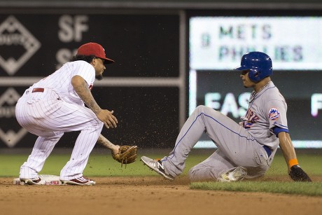 Philadelphia Phillies Ball Girl Runs New Editorial Stock Photo