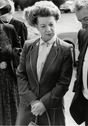 Jean Alexander At The Funeral Of Actor Bernard Youens Who Played Her On-screen Husband Stan Ogden In Tv Soap Coronation Street. Box 680 926041610 A.jpg.