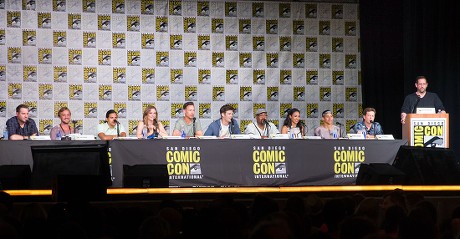 Producer Aaron Helbing, Tom Felton, Carlos Valdes, Danielle Panabaker, Tom Cavanagh, Grant Gustin, Jesse L Martin, Candice Patton, Keiynan Lonsdale, Todd Helbing and moderator Damian Holbrook