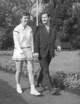 Jim Moore & And Wife Fay Moore Both Tennis Players. Box 682 728041632 A.jpg.