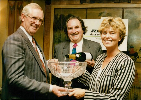 Daily Mail Zentih Data Systems Awards. Winners Peter Allman And Jenny Groome With Bowl Presented By Sir John Harvey Jones. (for Full Caption See Version) Box 684 105051616 A.jpg.