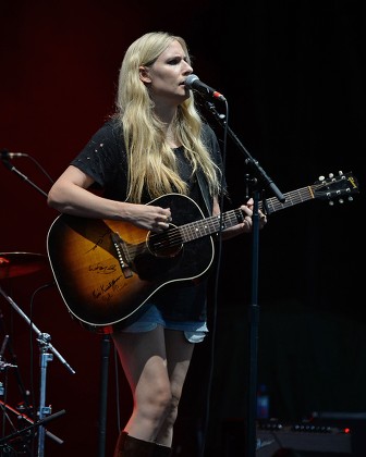 Holly Williams in concert at The Perfect Vodka Amphitheater, West Palm Beach, USA - 06 Aug 2016