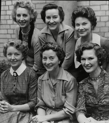 Six Finalists In The Search For An Abc Tv Hostess For A Weekend Television Programme. Back Row L-r: Patricia Laffan Beryl Mason Daphne Anderson. Front Row L-r: Sylvia Marriott Avice Landone And Audrey White. (for Full Caption See Version) Box 687 825