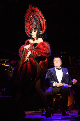 barry-humphries-weimar-cabaret-edinburgh-international-festival