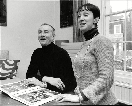 Malcolm Wendy Andrews Who Bared All Redaktionelles Stockfoto