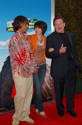 'RV' FILM PREMIERE PRESENTED BY COLUMBIA PICTURES, LOS ANGELES, AMERICA - 23 APR 2006