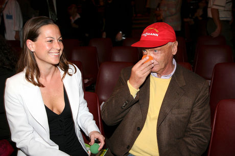 NIKI LAUDA ATTENDING A PARTY TO BENEFIT THE CLINIC CLOWNS ORGANISATION, VIENNA, AUSTRIA - 24 APR 2006