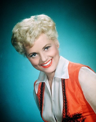 250 Judy holliday Stock Pictures, Editorial Images and Stock Photos ...