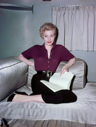 Kim Novak Editorial Stock Photo - Stock Image | Shutterstock