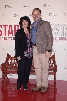 Marcelo Gonzalez Iliana De La Garza Foto de stock de contenido