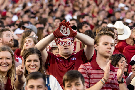 Oklahoma Sooner Fans During Ncaa Football 新闻传媒库存照片- 库存图片| Shutterstock