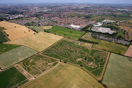 The Largest Maize Maze in the World Unveiled On the Outskirts of York, Britain - 13 Jul 2006