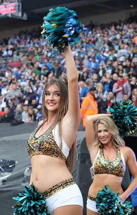 Jacksonville Jaguars Cheerleaders Entertain Fan During Editorial