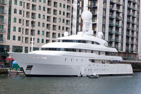 'Ilona' super yacht owned by Frank Lowy in a mooring at Canary Wharf, London, UK - 25 Sep 2016