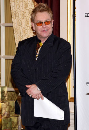 Sir Elton John and Harry Slatkin of Limited Brands at a Press Conference Launch for The Elton John Fireside Home Fragrance Collection, New York, America - 03 Oct 2006