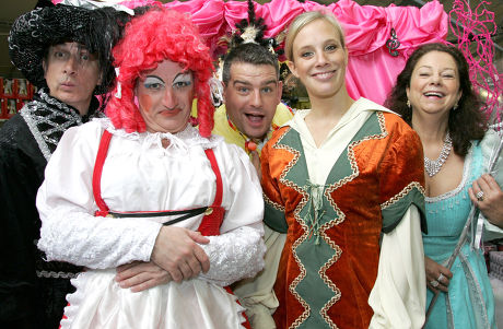 'Jack and The Beanstalk' pantomime photocall at The Beck Theatre in Hayes, Middlesex, Britain - 09 Oct 2006