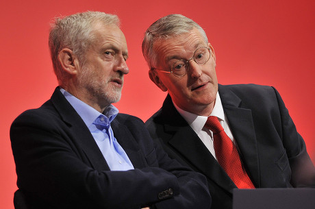 Labour Party Annual Conference The Brighton Centre Brighton East Sussex.- Shadow Foreign Sec Hillary Benn (r) With Labour Leader Jeremy Corbyn (l).