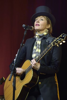 Suzanne Vega in concert, Paris, France - 07 Oct 2016