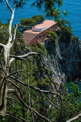 250 Villa capri Stock Pictures, Editorial Images and Stock Photos