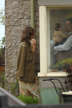 Keira Knightley Cillian Murphy Holding Baby Editorial Stock Photo