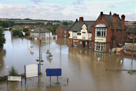 __COUNT__ Flooding in the Catcliffe area of Rotherham, South Yorkshire ...