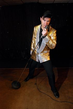 Elvis Impersonator Andy Woodward at the Clase Social Club, Swansea, Wales, Britain - 13 Aug 2007