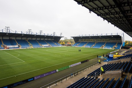 Oxford United v Millwall, EFL Sky Bet League 1 - 29 Oct 2016 Stock ...