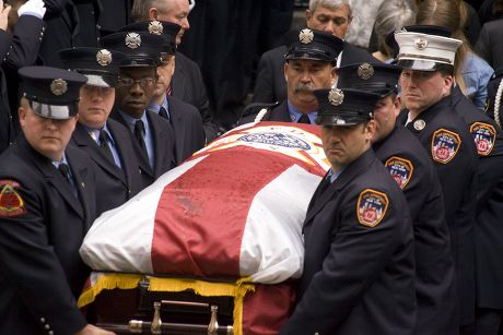 Casket Fdny Firefighter Robert Beddia Carried Editorial Stock Photo ...