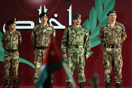 King Abdullah of Jordan delivers a speech to Jordanian soldiers, Zarqa, Jordan  - 03 Oct 2007