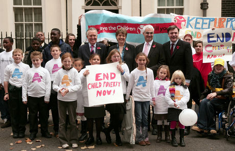 Save the Children and End Child Poverty Month of Action Photocall, Downing Street, London, Britain  - 07 Nov 2007