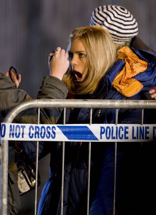 Billie Piper Braves Cold Weather While Editorial Stock Photo - Stock