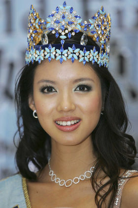 57th Miss World Final Beauty Contest Coronation Banquet, Sanya, Hainan, China - 02 Dec 2007