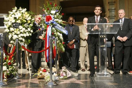Johnny Grant wreath laying ceremony, at his star on the Hollywood walk of fame, Los Angeles, America - 10 Jan 2008