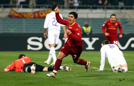 David Pizarro Celebrates His Goal Editorial Stock Photo Stock Image
