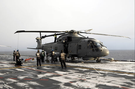 250 Deck of hms ark royal Stock Pictures, Editorial Images and Stock ...