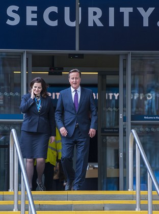 Pm David Cameron Walks With Eastbourne Mp Caroline Ansell. Conservative Party Annual Conference Manchester Central Greater Manchester.