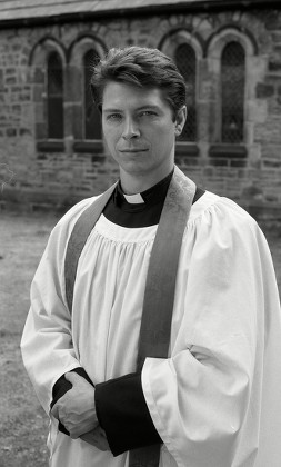 Stephen Rashbrook (as Rev Tony Charlton)