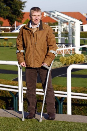 Henry Cecil's Newmarket Operation - 08 Oct 2008