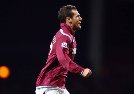 Maillot West Ham United 2009/2010 Domicile #32 Diamanti - Signé - Taille M