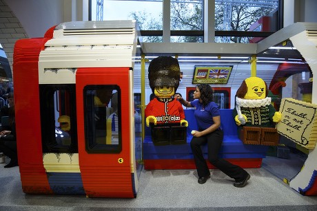 World's Largest Lego Store Opens in London