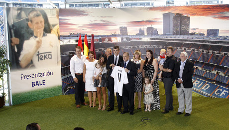 Official presentation of the player Gareth Bale at Real Madrid