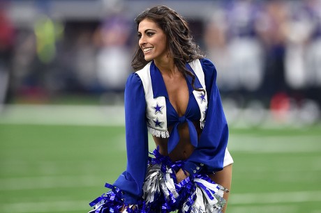 Dallas Cowboys Cheerleaders Perform During Nfl Editorial Stock Photo ...