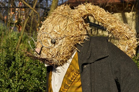 47 Life size doll Stock Pictures, Editorial Images and Stock Photos